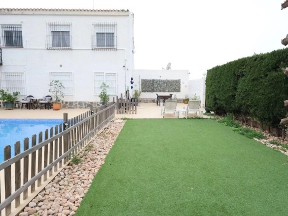 Bungalow te koop in La Regia, Alicante, Spanje