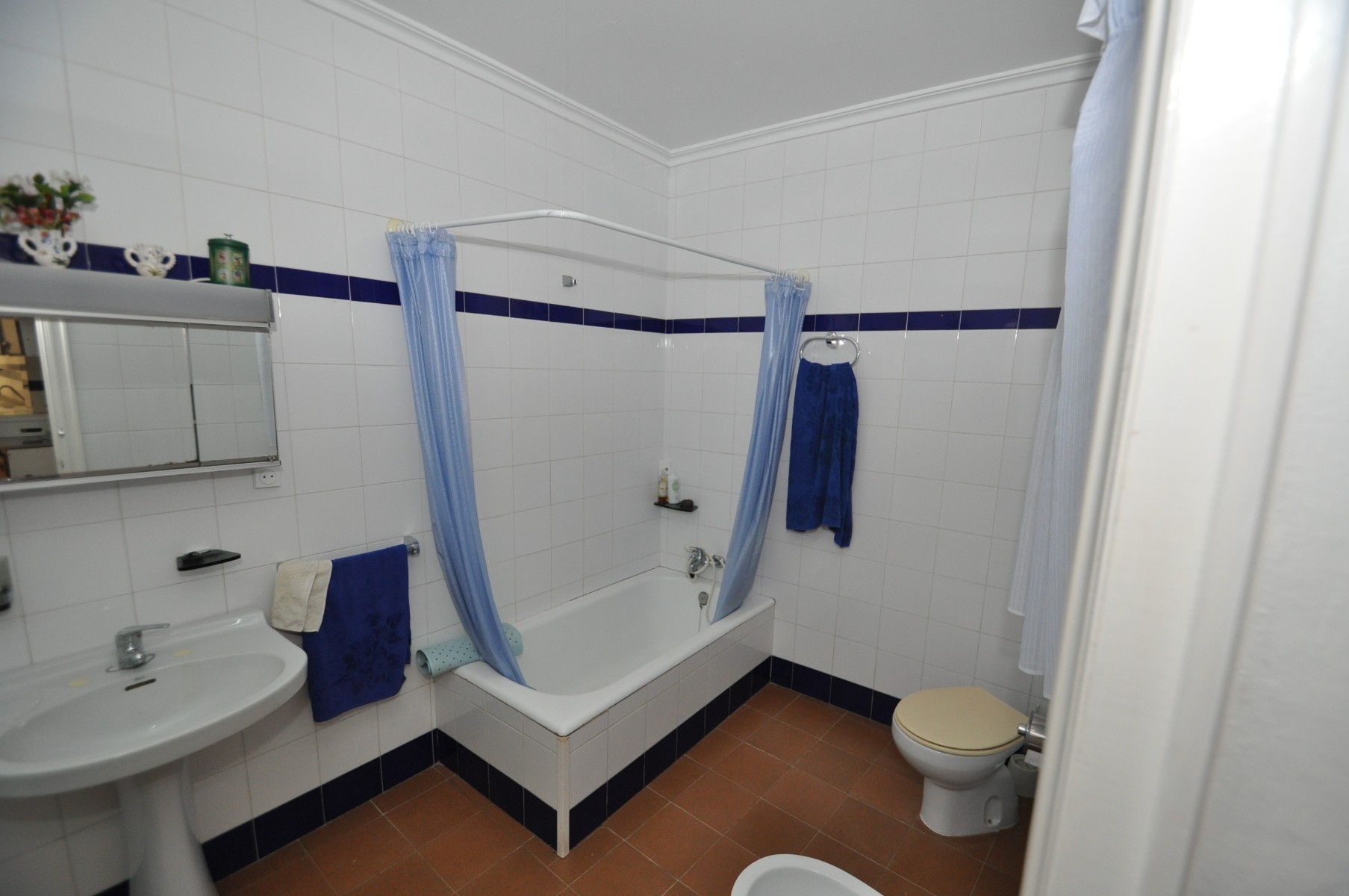 D669944530547466994453054b4