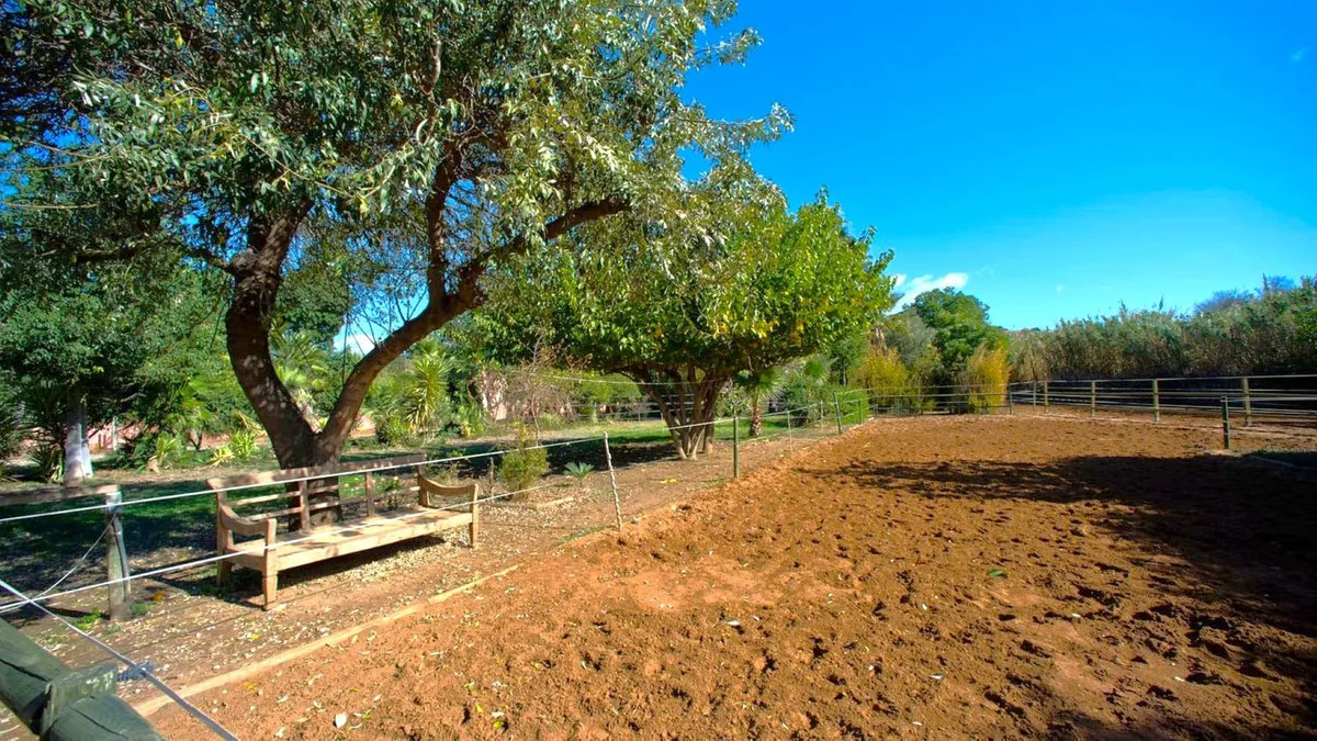 Finca / Landhuis te koop in Estepona, Malaga, Spanje