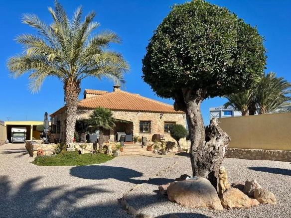Finca / Landhuis te koop in Fortuna, Murcia, Spanje