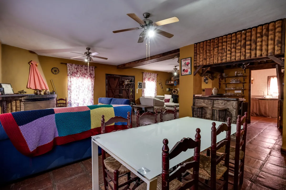 Finca / Landhuis te koop in Monda, Malaga, Spanje