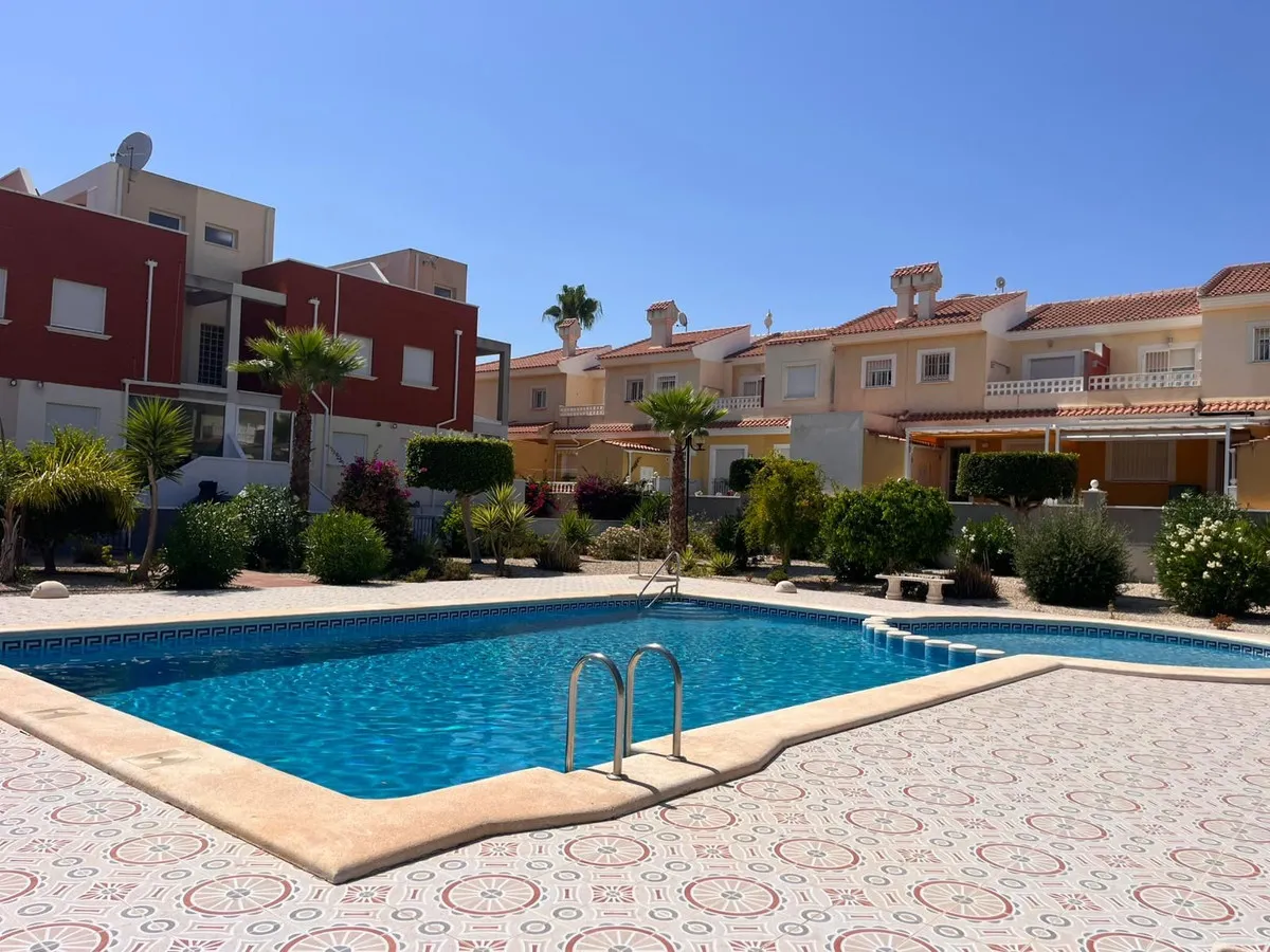 Geschakelde woning (Townhouse) te koop in Ciudad Quesada, Alicante, Spanje