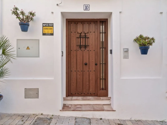 Geschakelde woning (Townhouse) te koop in Estepona, Malaga, Spanje