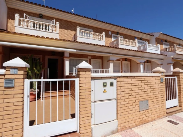 Geschakelde woning (Townhouse) te koop in Los Alcazares, Murcia, Spanje