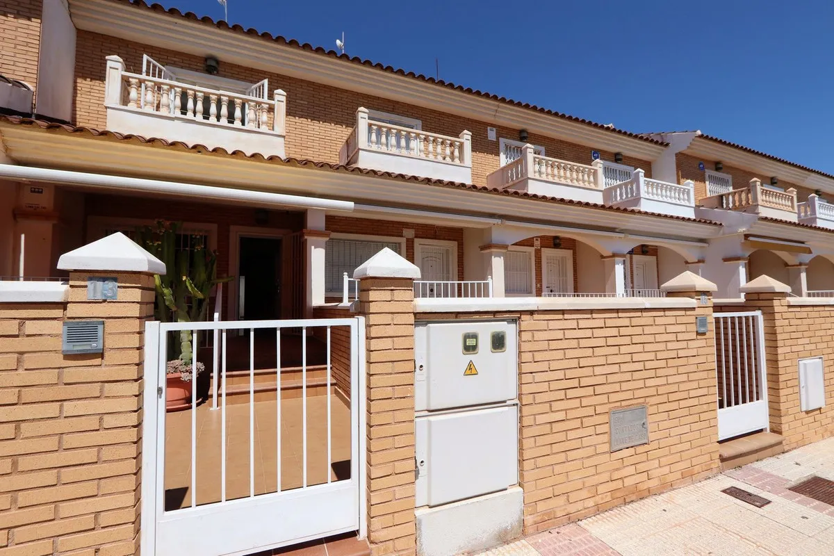 Geschakelde woning (Townhouse) te koop in Los Alcazares, Murcia, Spanje