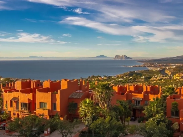 Geschakelde woning (Townhouse) te koop in Manilva, Malaga, Spanje