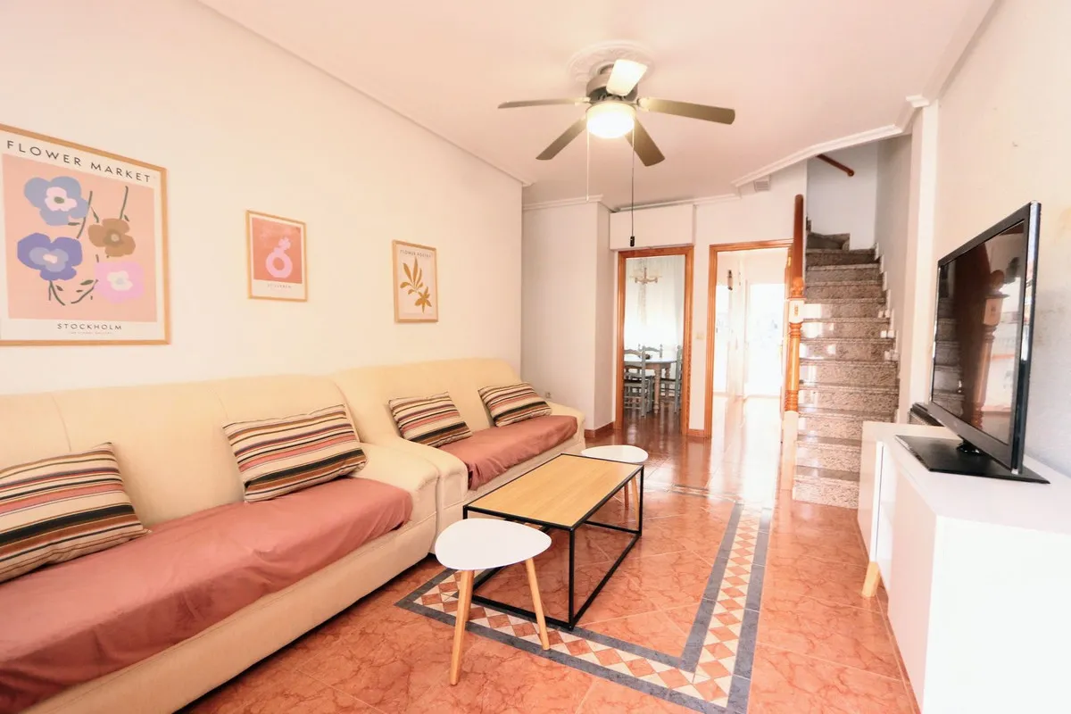 Geschakelde woning (Townhouse) te koop in Torre de la Horadada, Alicante, Spanje