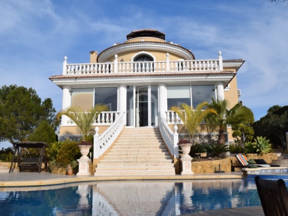 O 1b89c0dm37o61i9f1enm1eca1t7b3j