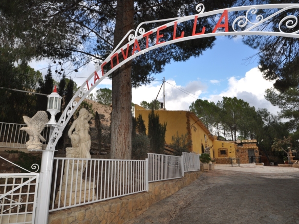 O 1iat2e16n1gsaep0pdf8mo4nm33