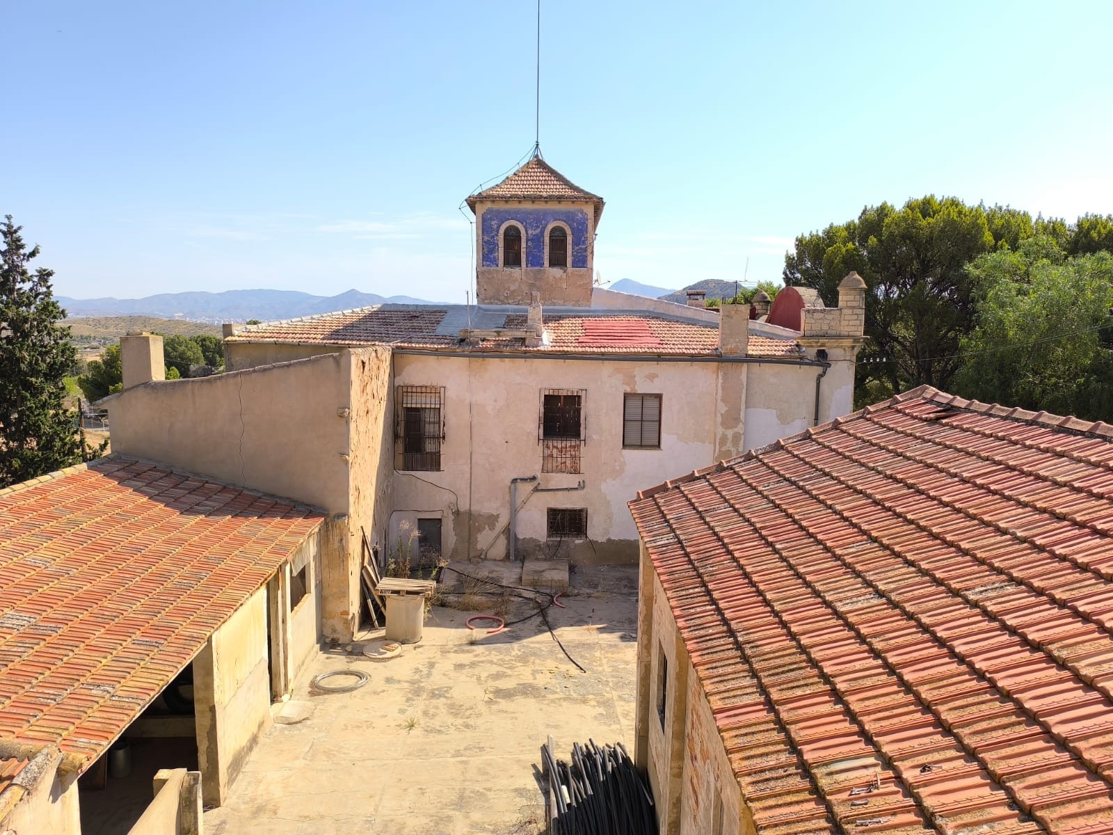 O 1ivak91bl1mj7embmn31g6oflo2j