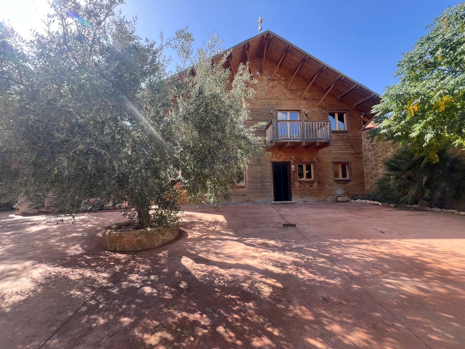 O 1j8iv54np1l8b59h1gk9f5549h7t