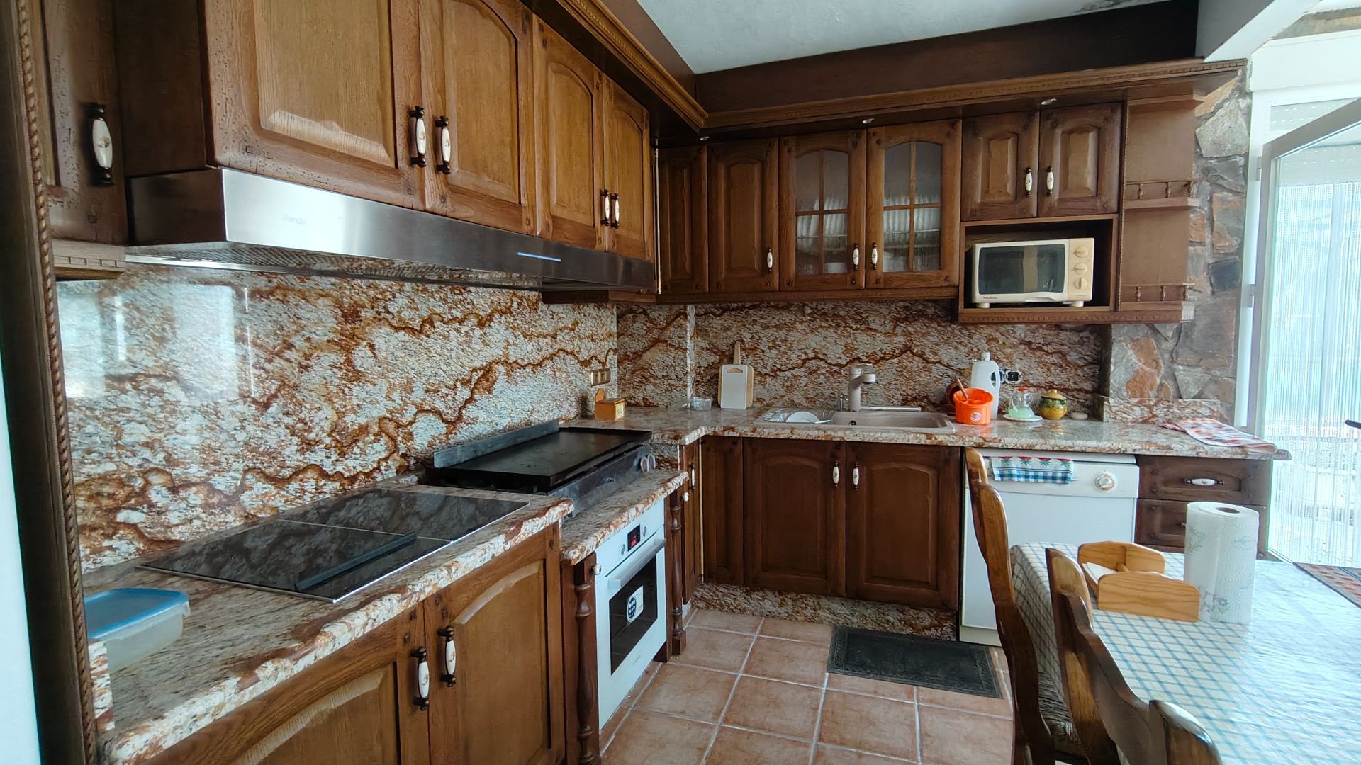 O 1j8l87ggs1bborcb1o8d88l8pb6i