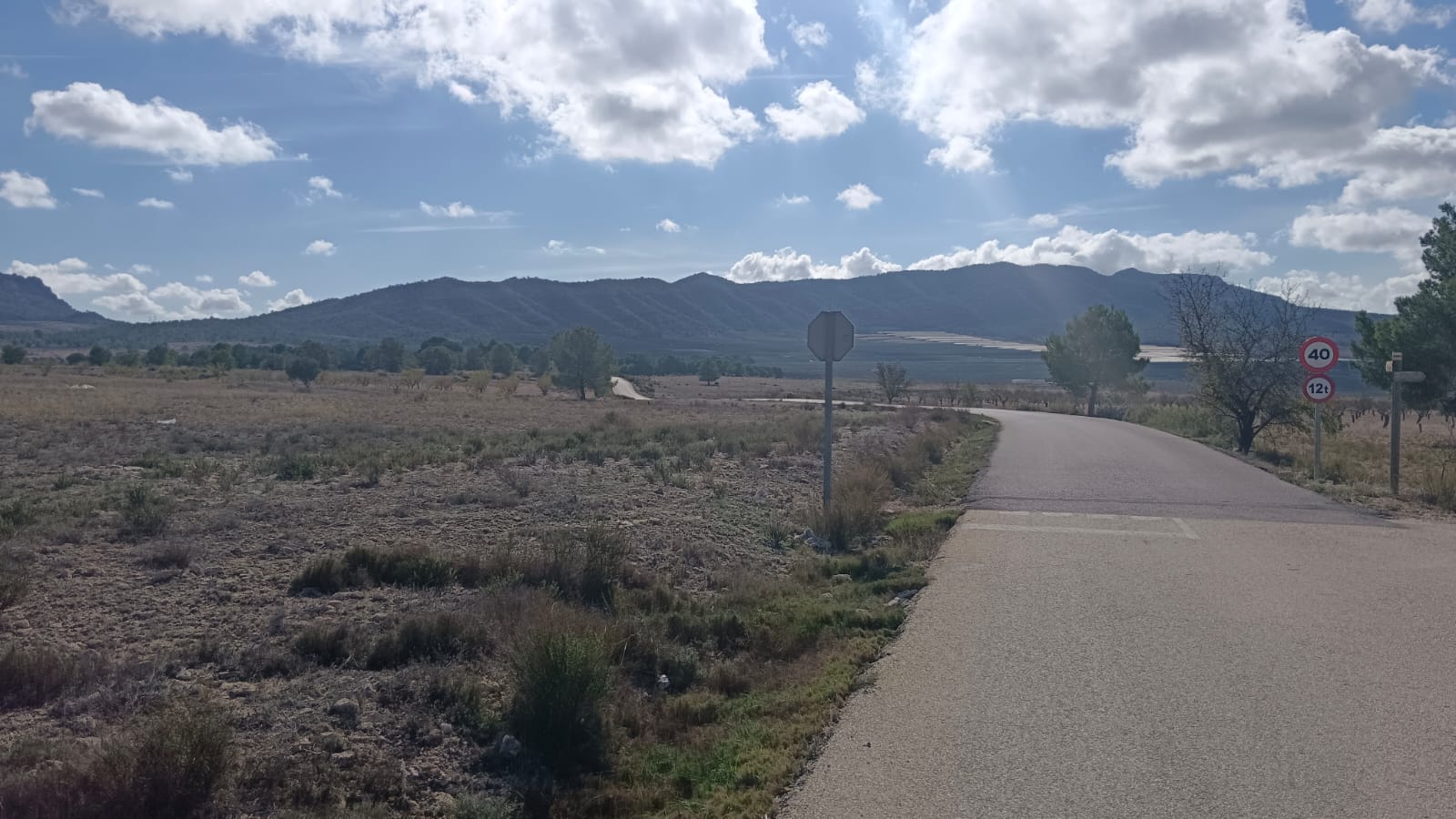 O 1j9ubbfif16f41s901gr2v73a8d2u