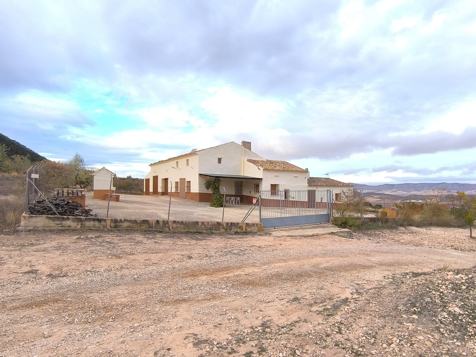 O 1jd1f93901flbt4ohlb1ie91da81h