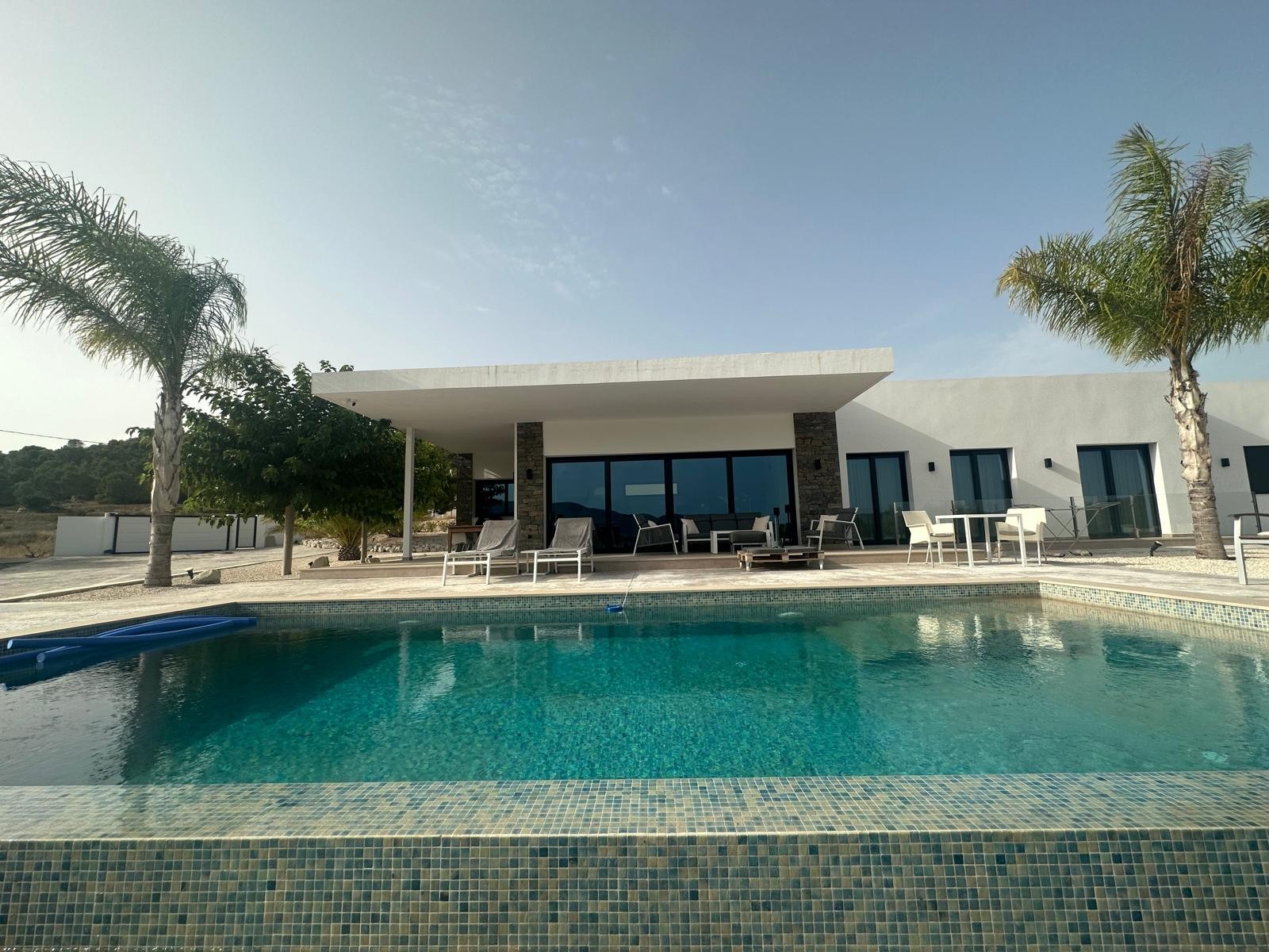 O 1jf0srglmptppbd16h7edkbad2b