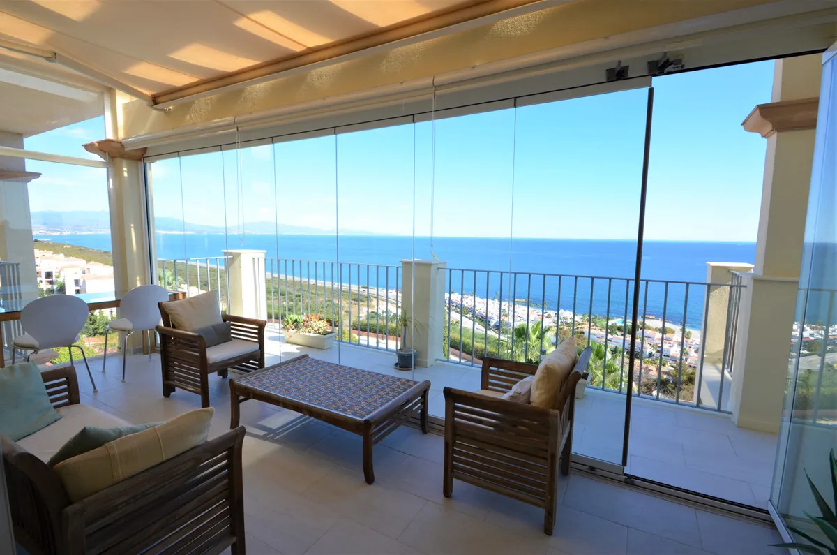 Penthouse te koop in La Duquesa, Malaga, Spanje