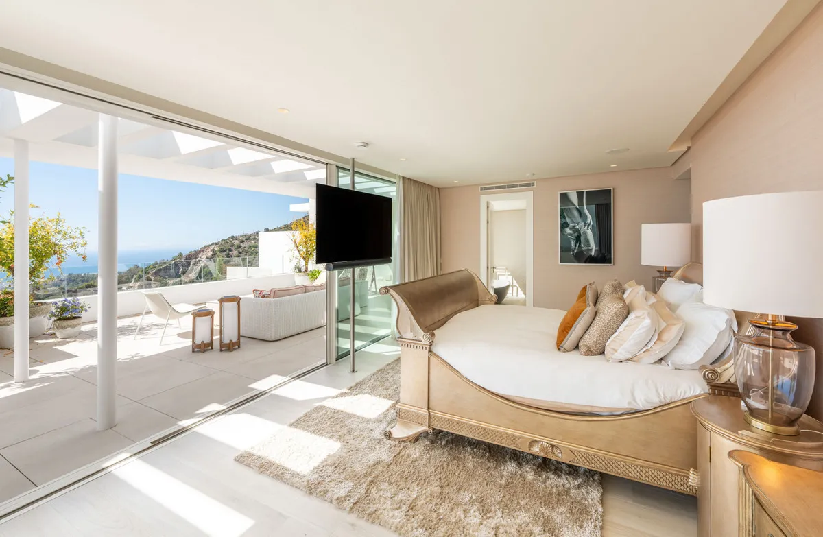 Penthouse te koop in Ojen, Malaga, Spanje
