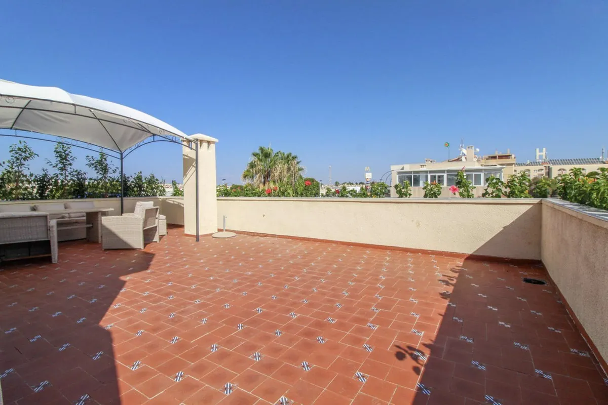 Penthouse te koop in Punta Prima, Alicante, Spanje