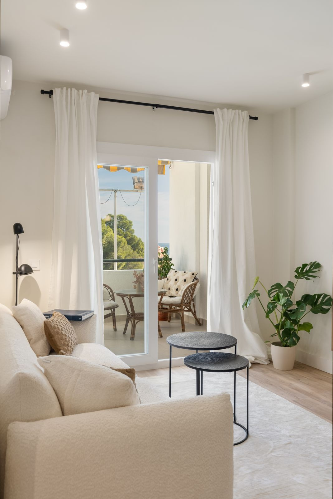 Property image 11th1qa64m