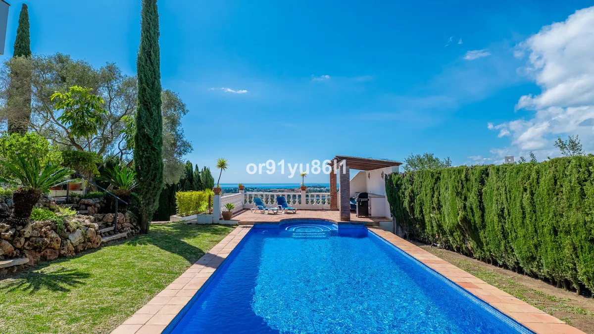 Villa te koop in Benahavis, Malaga, Spanje