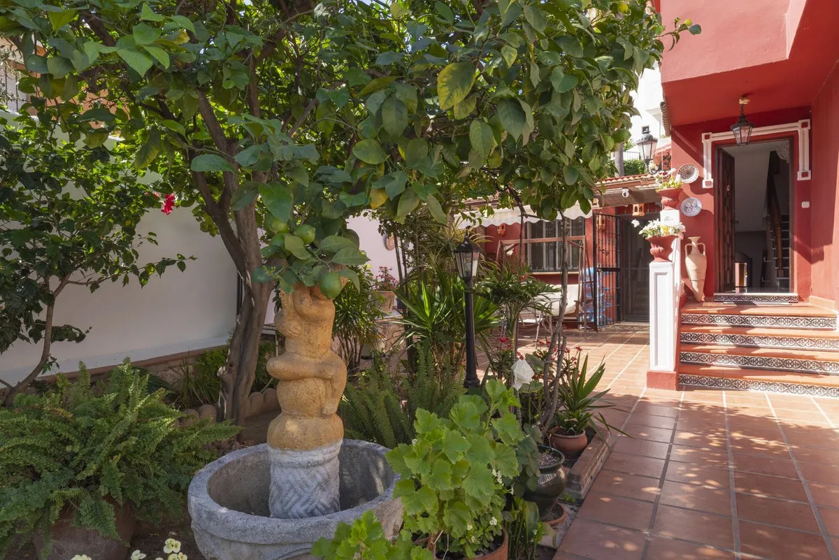 Villa te koop in Cerrado de Calderon, Malaga, Spanje Villa te koop in Cerrado de Calderon, Malaga, Spanje