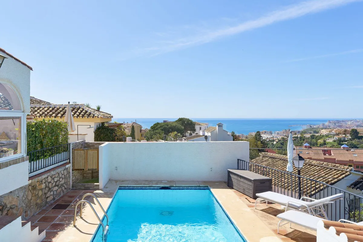 Villa te koop in Fuengirola, Malaga, Spanje