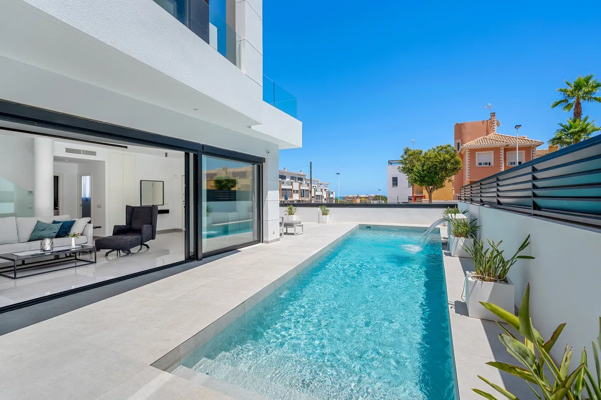 Villa te koop in Guardamar del Segura, Alicante, Spanje