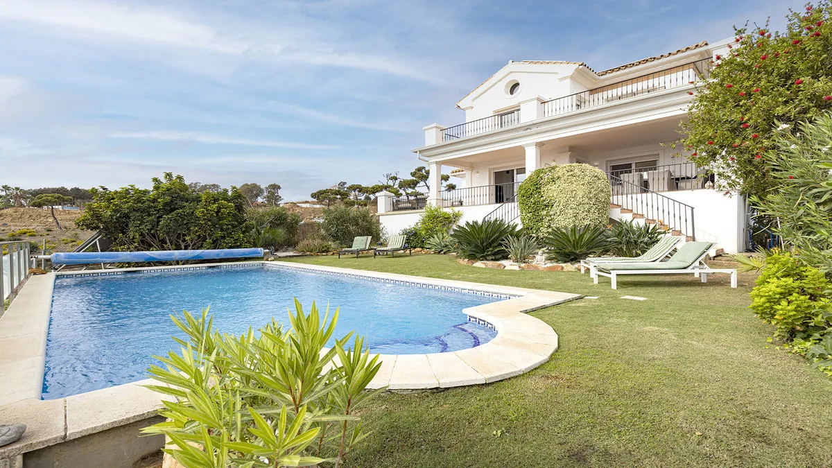 Villa te koop in Manilva, Malaga, Spanje