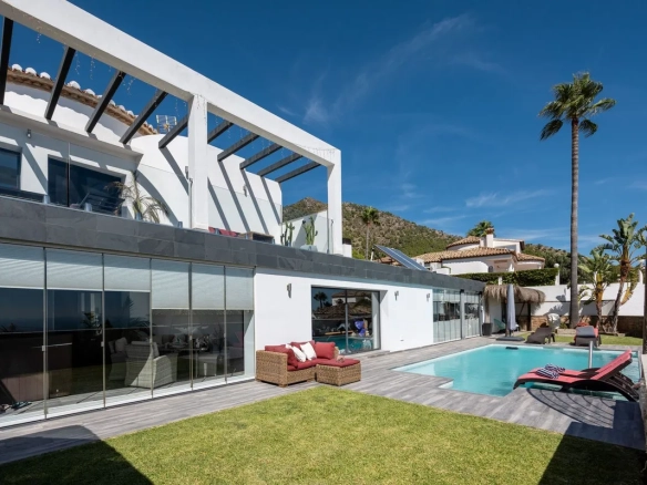 Villa te koop in Mijas, Malaga, Spanje