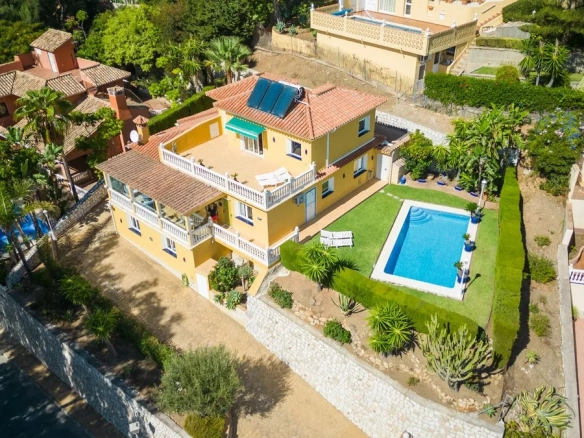 Villa te koop in Torrenueva, Malaga, Spanje