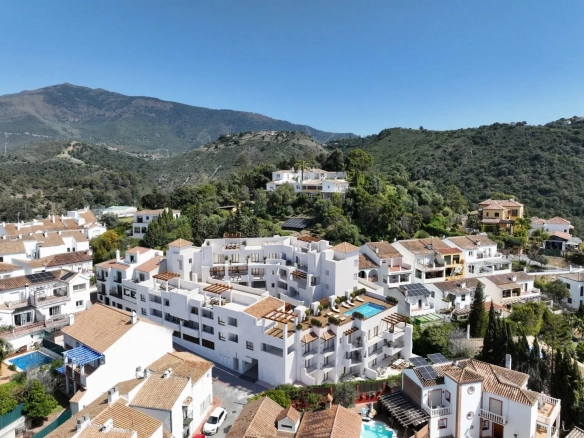 Appartement te koop in Benahavis, Malaga, Spanje