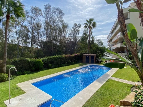 Appartement te koop in Calahonda, Malaga, Spanje