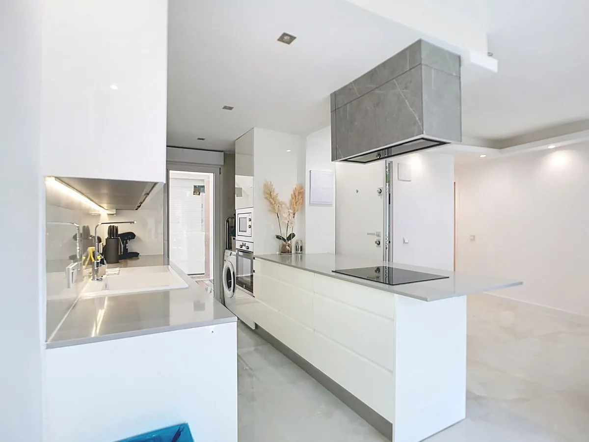 Appartement te koop in Estepona, Malaga, Spanje