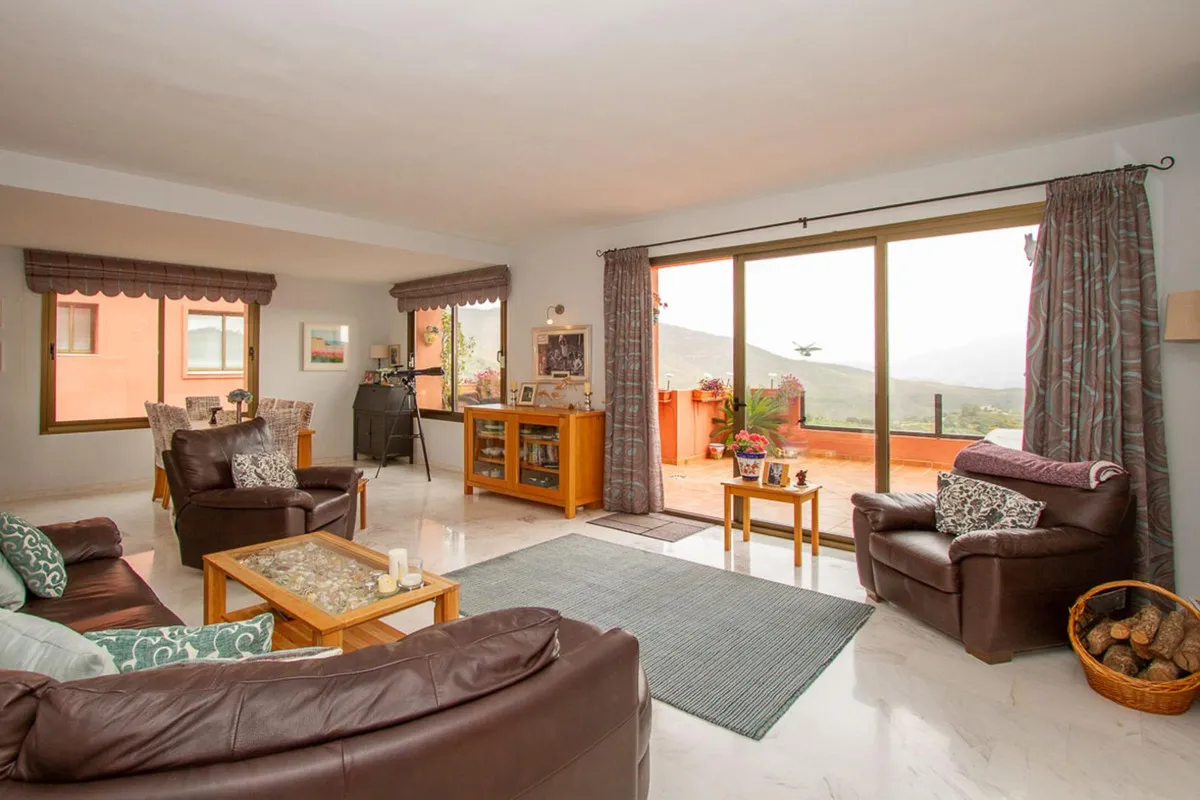 Appartement te koop in La Mairena, Malaga, Spanje