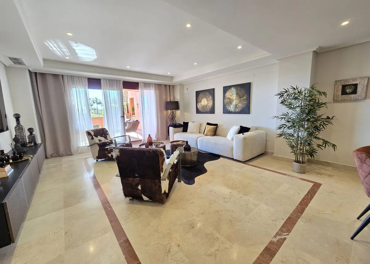 Appartement te koop in La Mairena, Malaga, Spanje