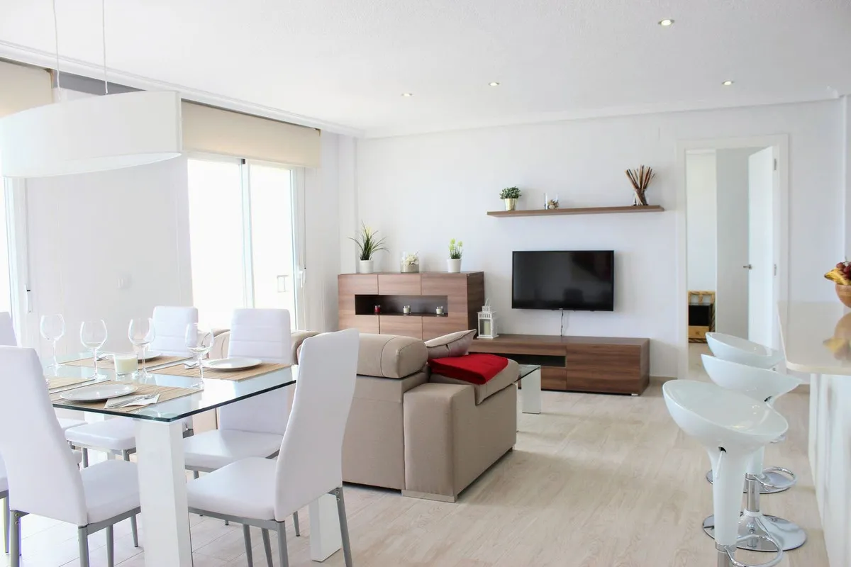 Appartement te koop in Mil Palmeras, Alicante, Spanje