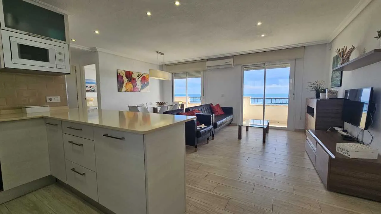 Appartement te koop in Mil Palmeras, Alicante, Spanje