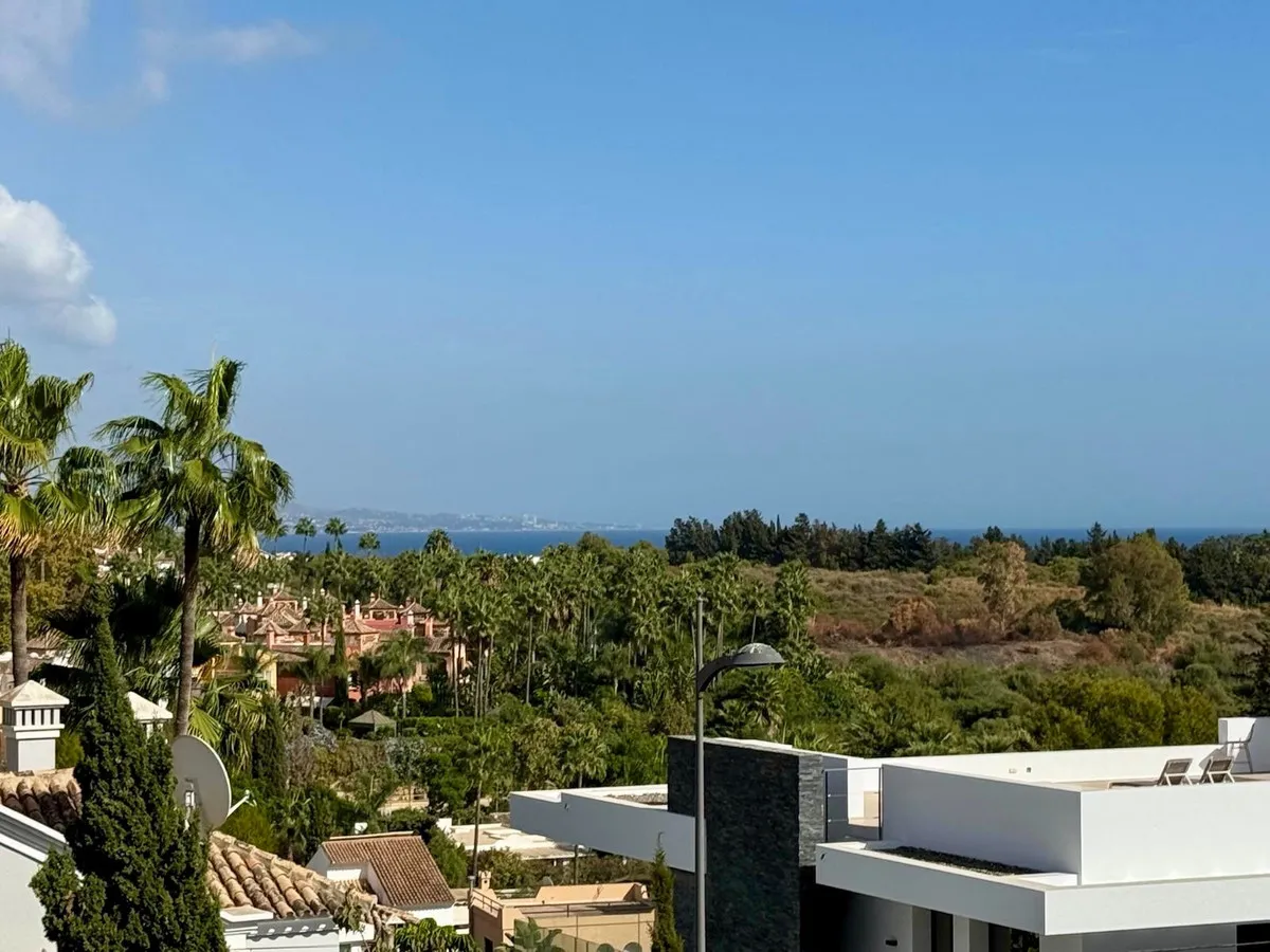 Appartement te koop in Nueva Andalucia, Malaga, Spanje