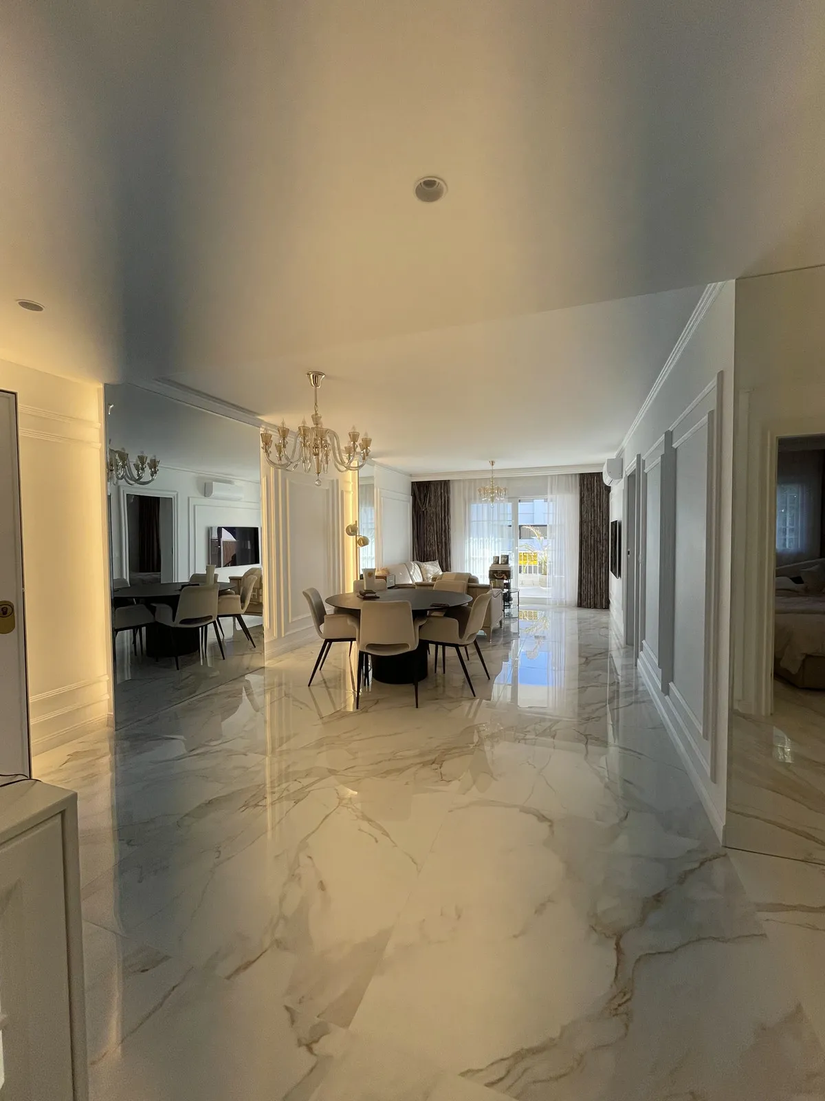 Appartement te koop in The Golden Mile, Malaga, Spanje