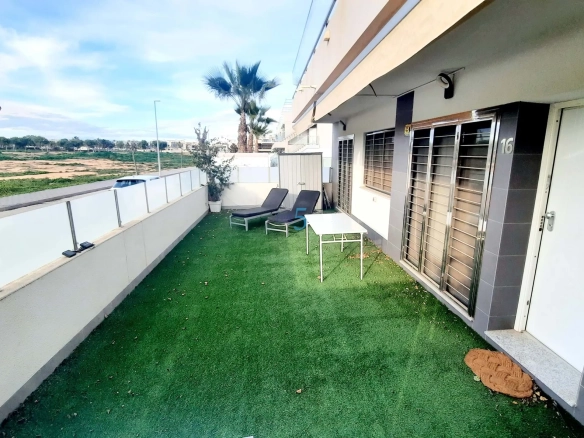 Appartement te koop in Torre de la Horadada, Alicante, Spanje