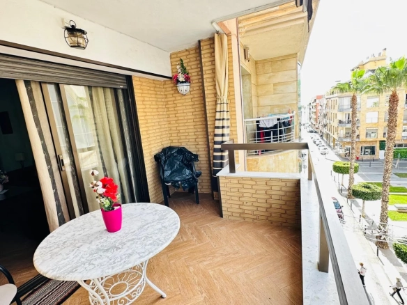 Appartement te koop in Torrevieja, Alicante, Spanje