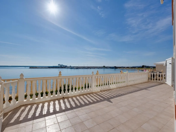 Appartement te koop in Torrevieja, Alicante, Spanje