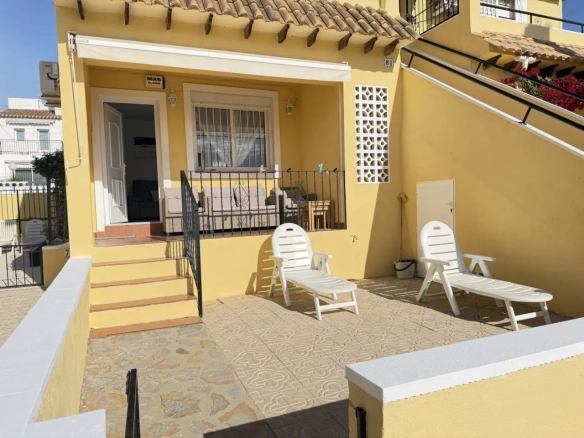 Appartement te koop in Villamartin, Alicante, Spanje