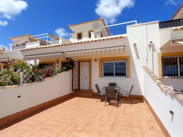 Bungalow te koop in Orihuela, Alicante, Spanje