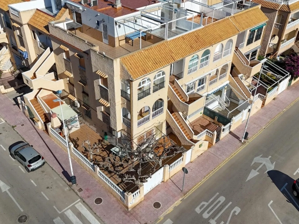 Bungalow te koop in Torrevieja, Alicante, Spanje