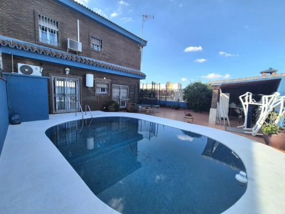 Country House te koop in Alhaurín el Grande, Malaga, Spanje