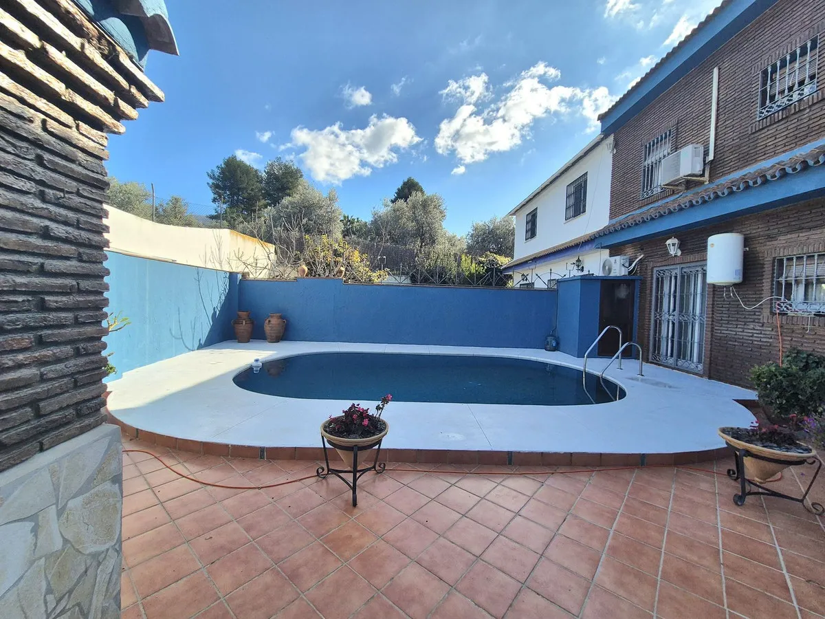 Country House te koop in Alhaurín el Grande, Malaga, Spanje