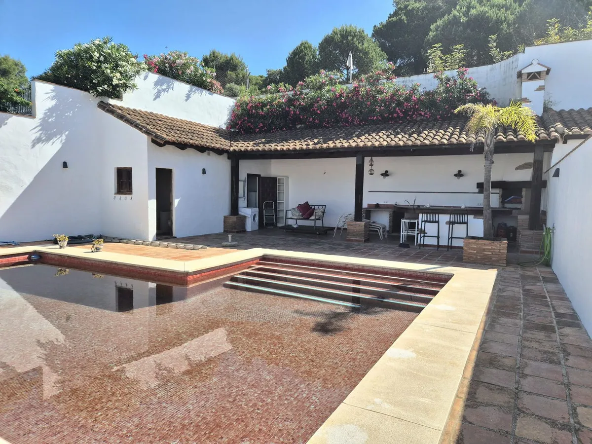 Country House te koop in Alhaurin Golf, Malaga, Spanje