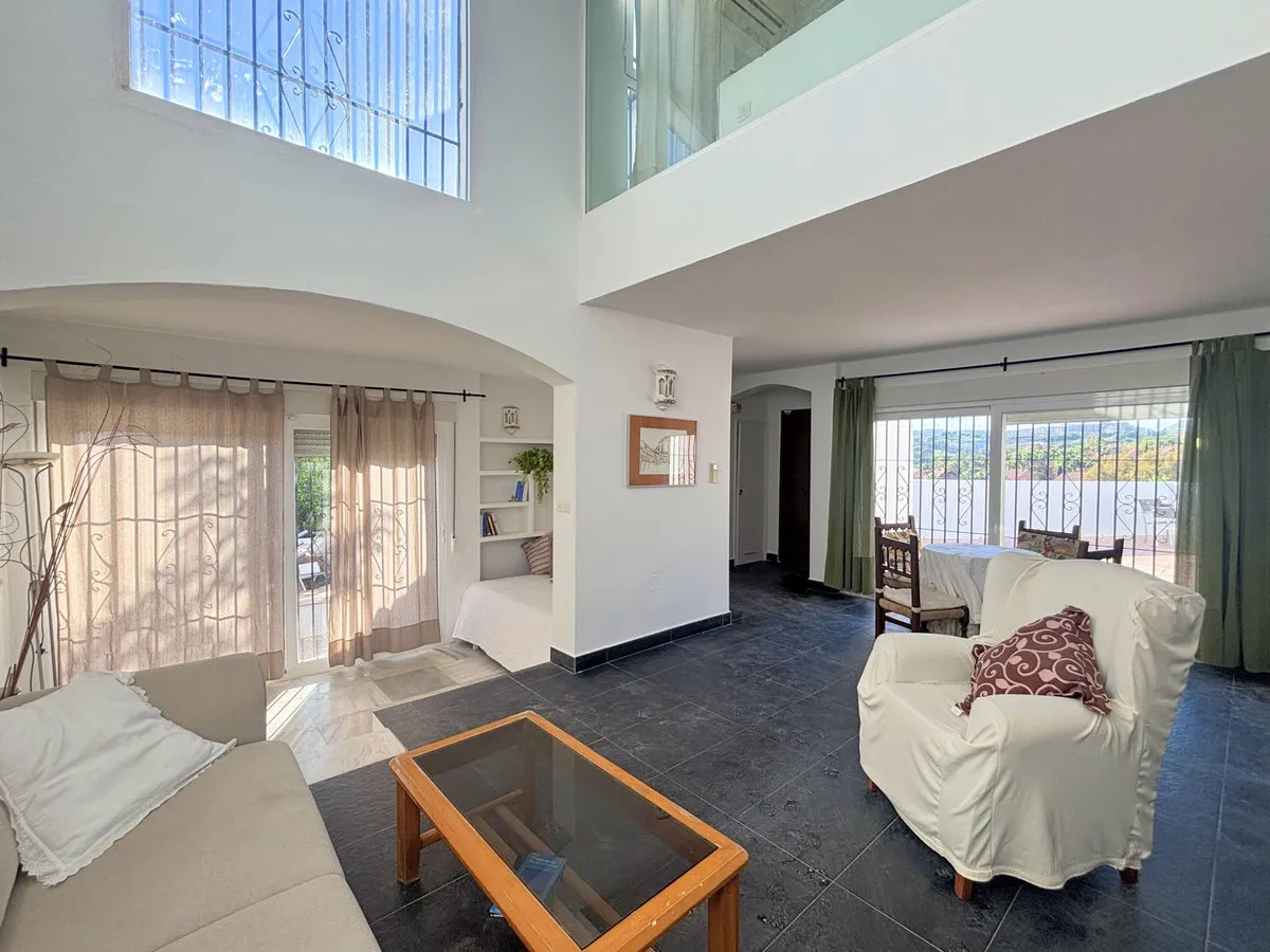 Country House te koop in Casares Playa, Malaga, Spanje