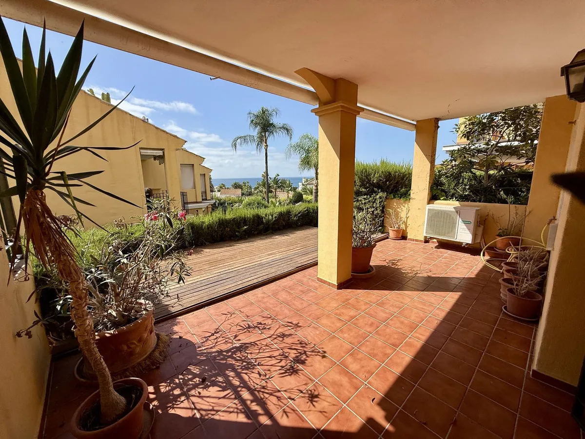 Country House te koop in Elviria, Malaga, Spanje